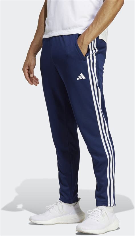 herren jogginghosen von adidas mit 3 streifen|Train Essentials 3.